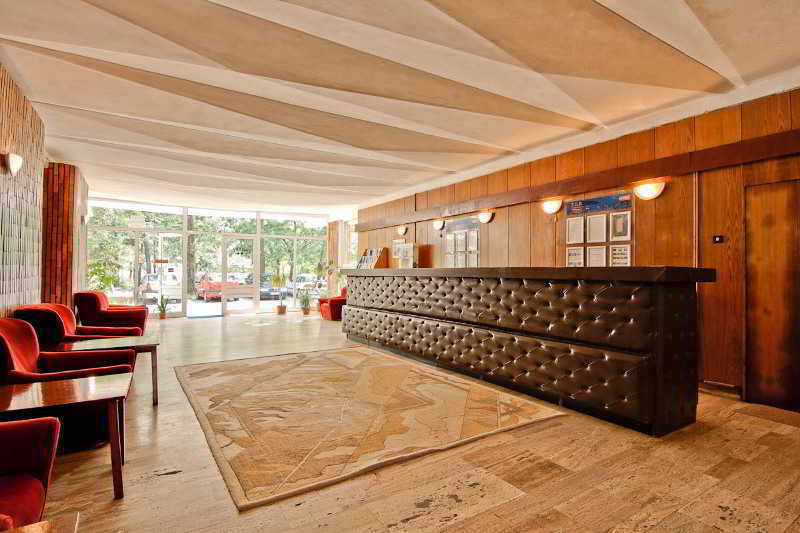 Hotel Neko Сатурн Екстериор снимка